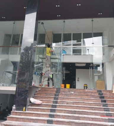 THI CÔNG CAO ỐC VĂN PHÒNG - TÒA NHÀ CHO THUÊ (1)